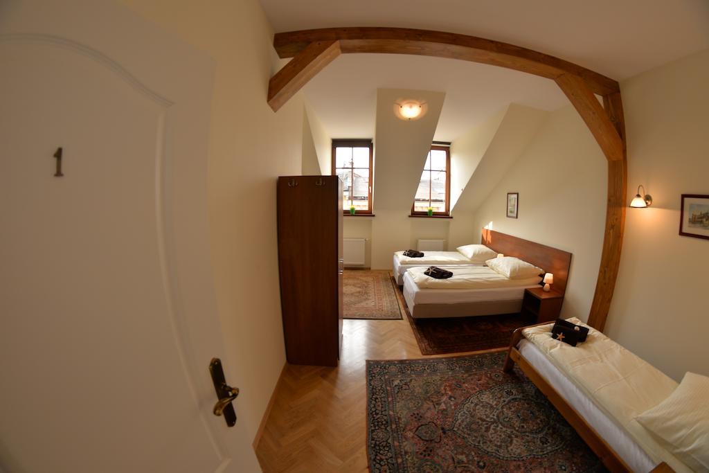 Royal Route 29 Comfort Rooms Kraków Rum bild