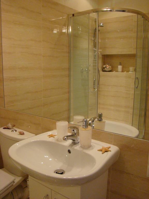 Royal Route 29 Comfort Rooms Kraków Rum bild