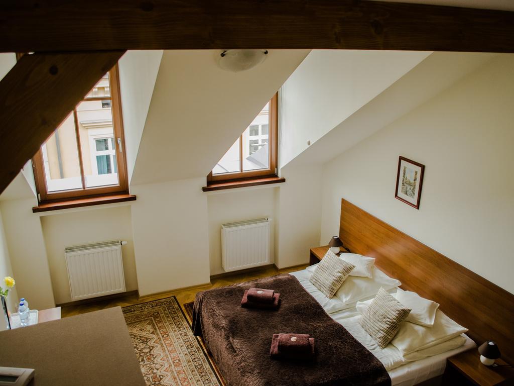 Royal Route 29 Comfort Rooms Kraków Exteriör bild
