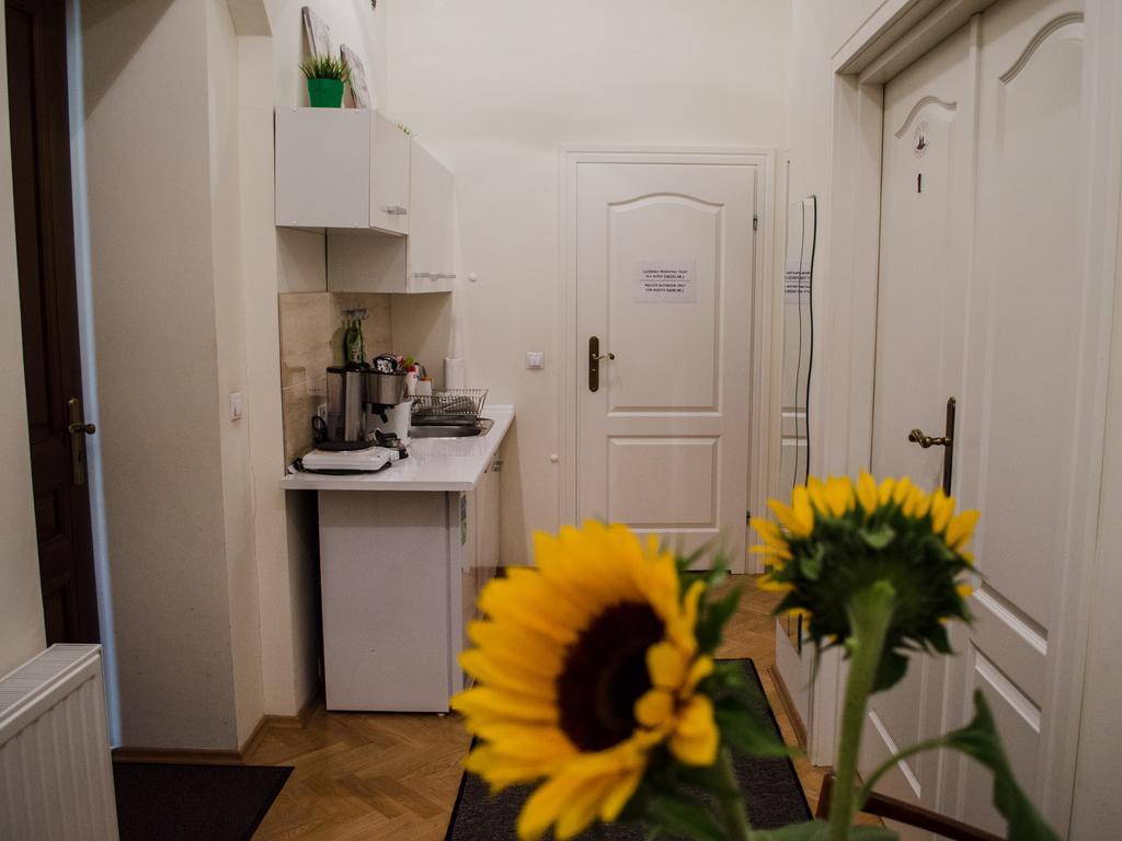 Royal Route 29 Comfort Rooms Kraków Exteriör bild