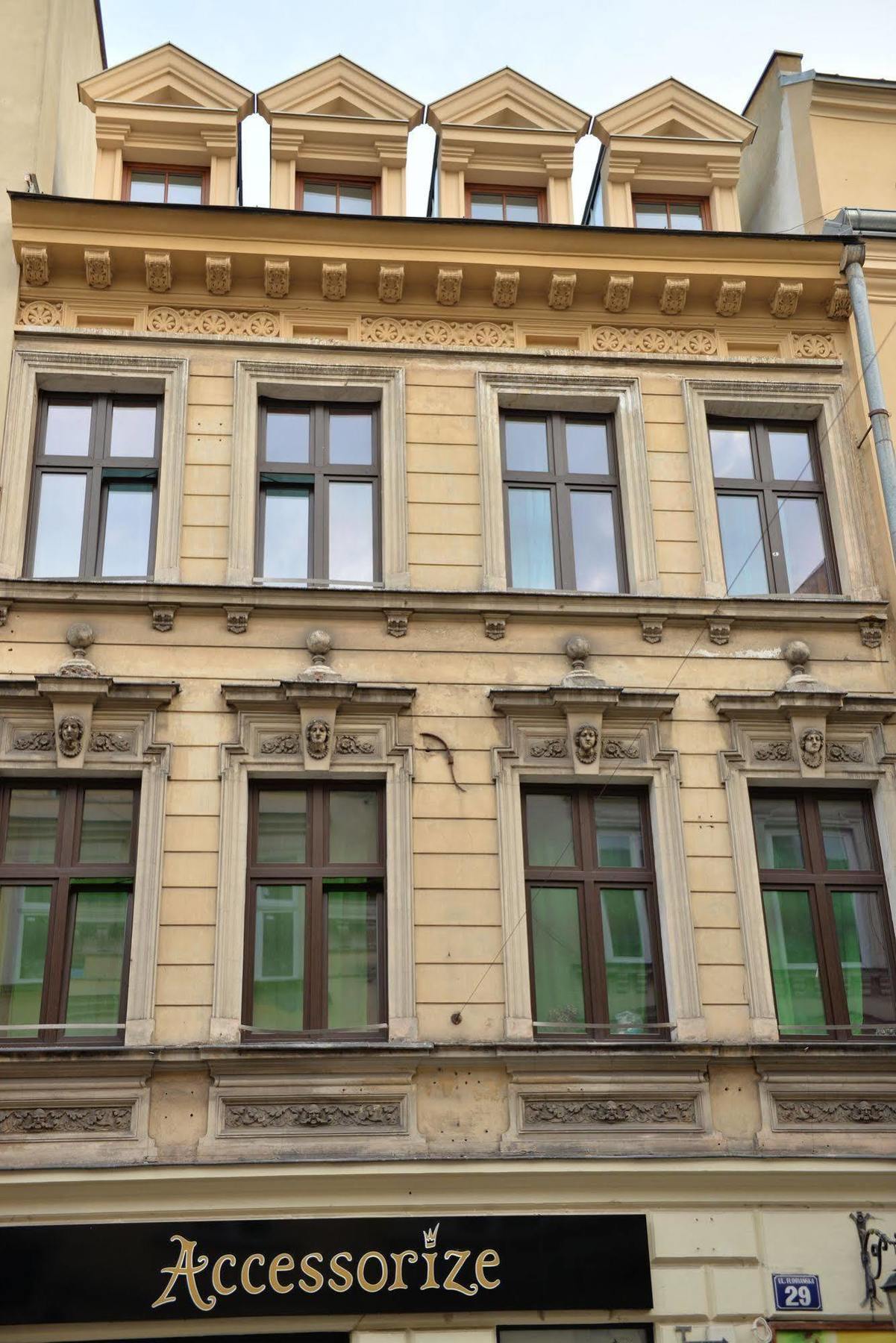 Royal Route 29 Comfort Rooms Kraków Exteriör bild
